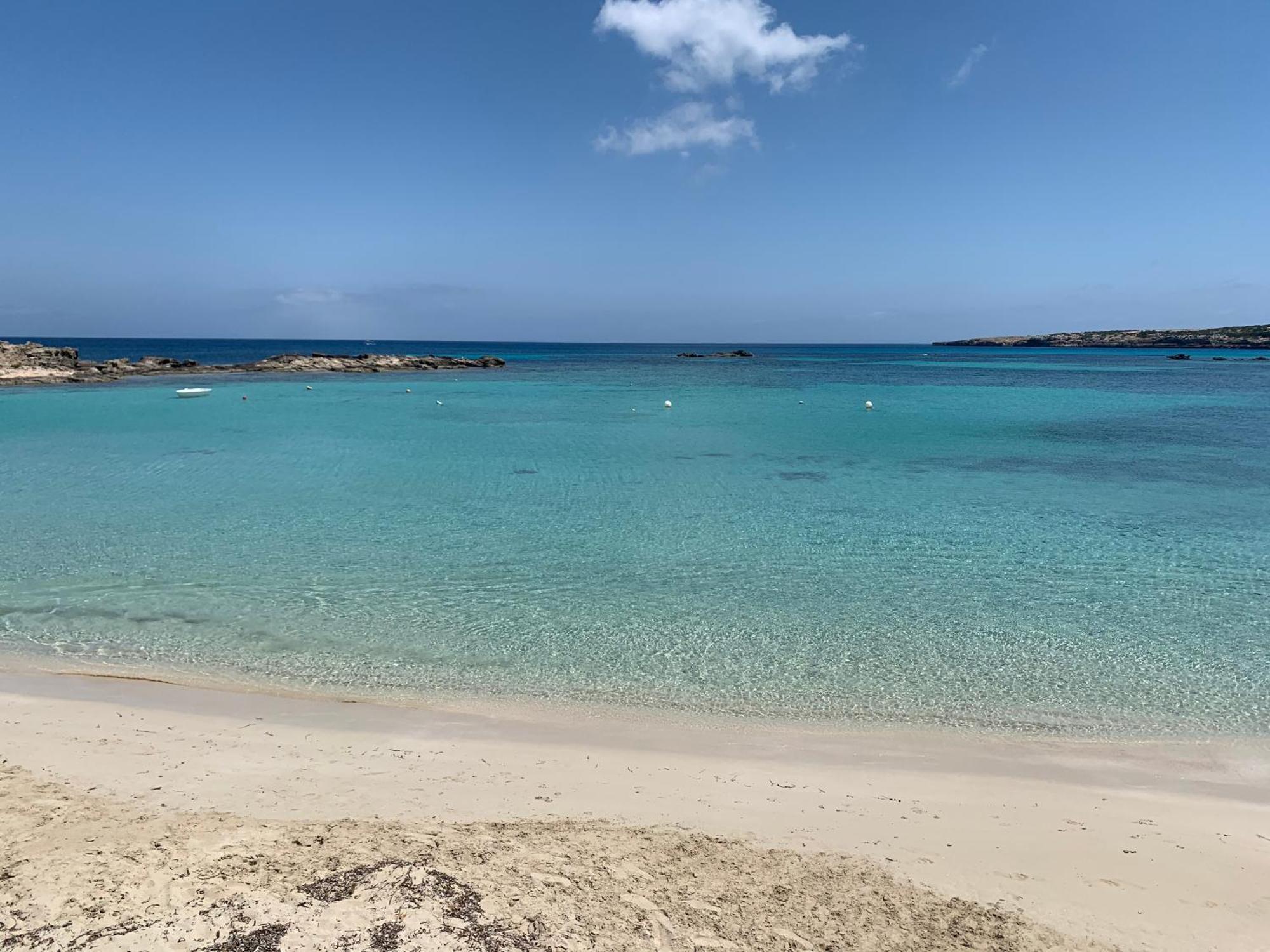Casa de Férias Casa Migjorn, Immersa Nella Natura A Pochi Passi Dal Mare Es Calo (Formentera)