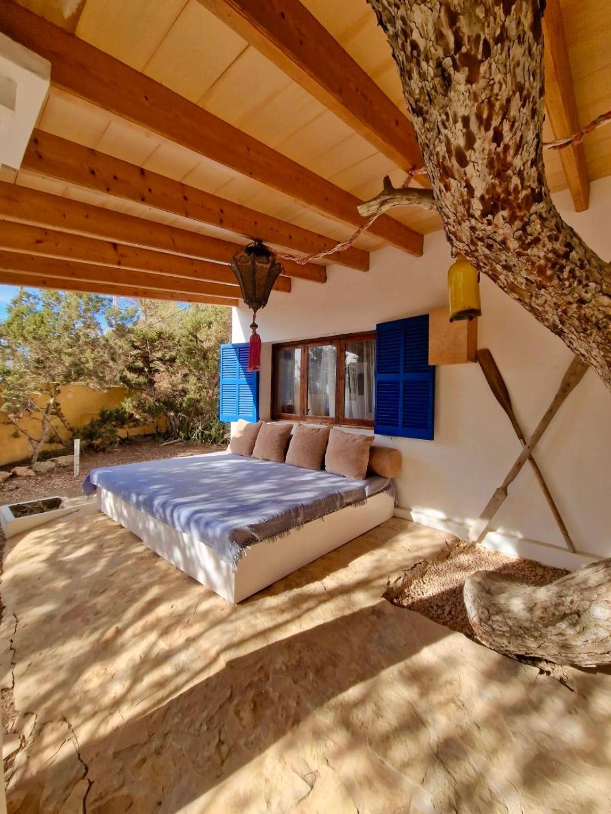 Casa Migjorn, Immersa Nella Natura A Pochi Passi Dal Mare Es Calo (Formentera)